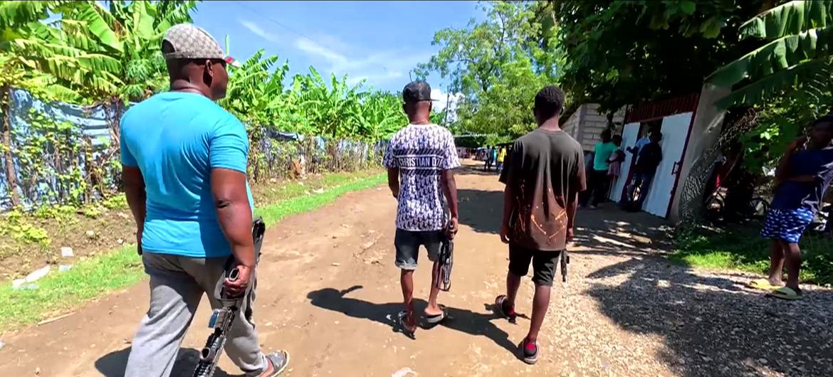 L’ombre des gangs et des brigades d’autodéfense plane sur les élections et la stabilité